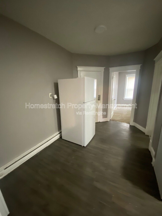 Building Photo - 3107 Osceola St