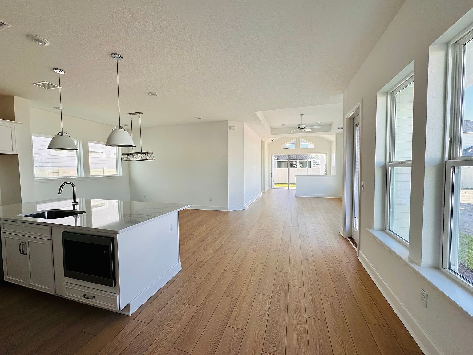 Building Photo - 165 Seabrook Vlg Ave
