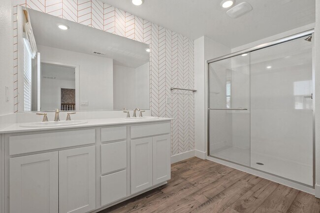 Building Photo - The Birch - - 3 Bedroom, 2.5 Bath single f...