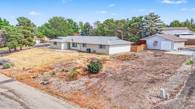Building Photo - 11875 W Hidden Valley Rim Rd