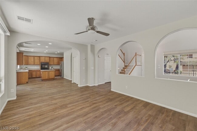 Building Photo - 557 Tecate Valley St