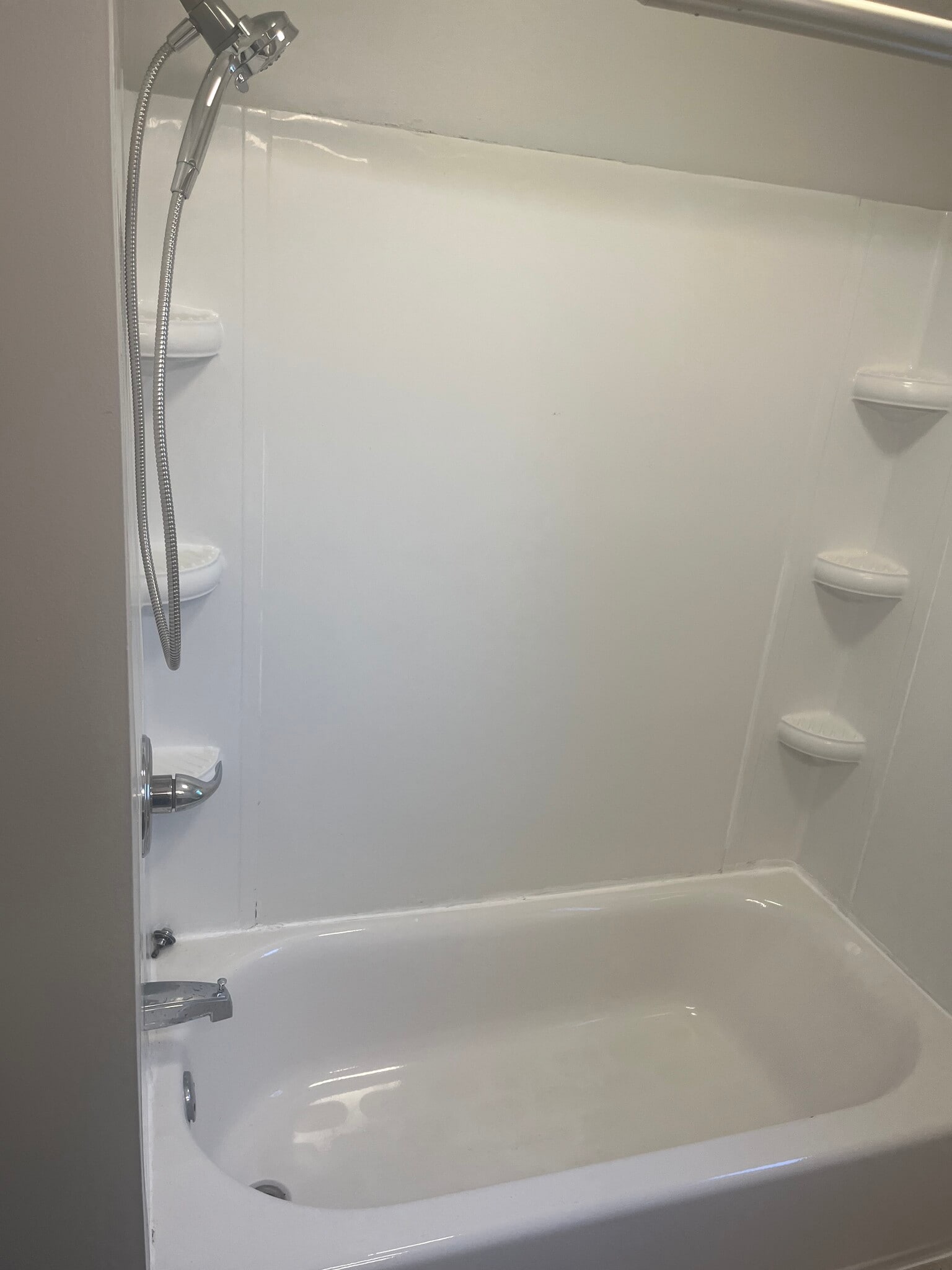 Building Photo - 635 13th Ave