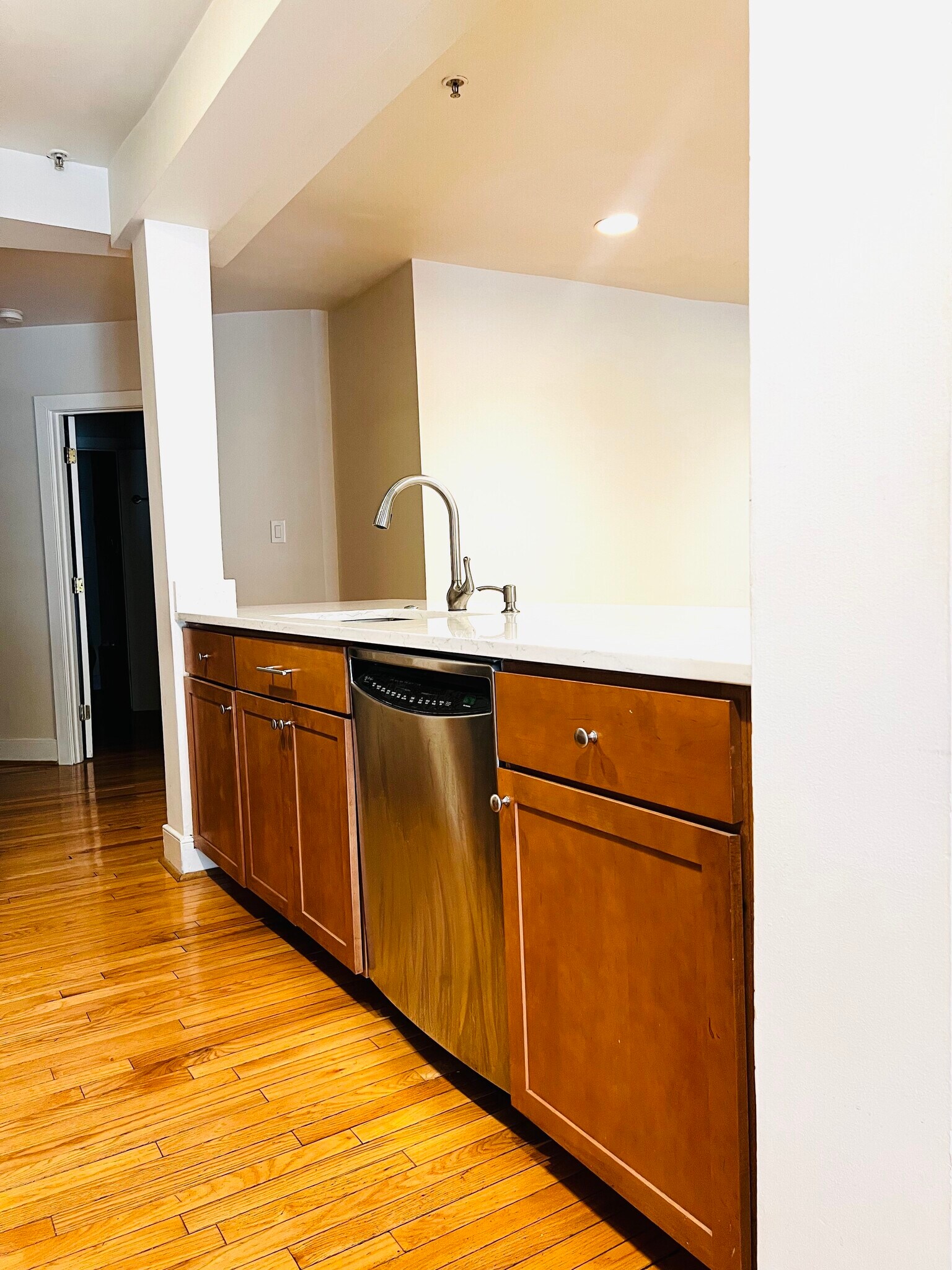 Building Photo - 1305 Clifton St NW