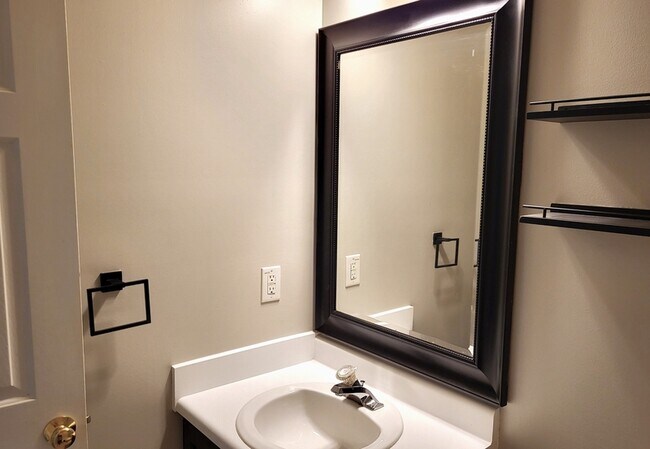 Building Photo - 8300 Neuse Hunter Dr