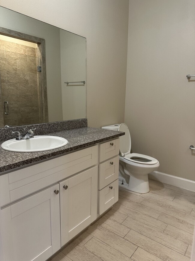 Building Photo - 1820 Jacquelyn Dr