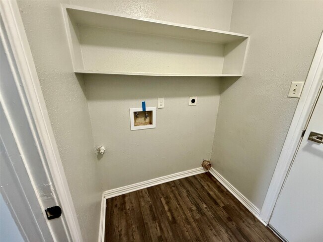 Building Photo - 20407 Fox Haven Ln