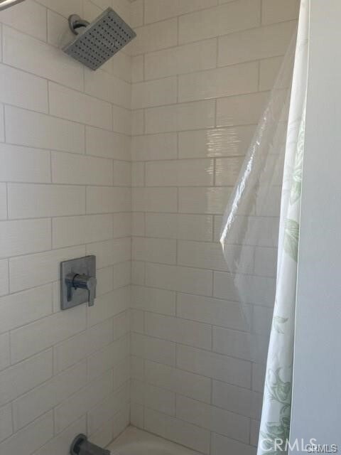 Building Photo - 1809 E 4th St