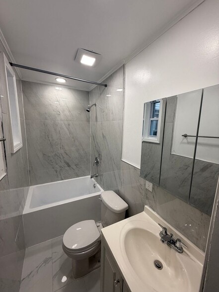 Building Photo - 189 Sheridan Ave