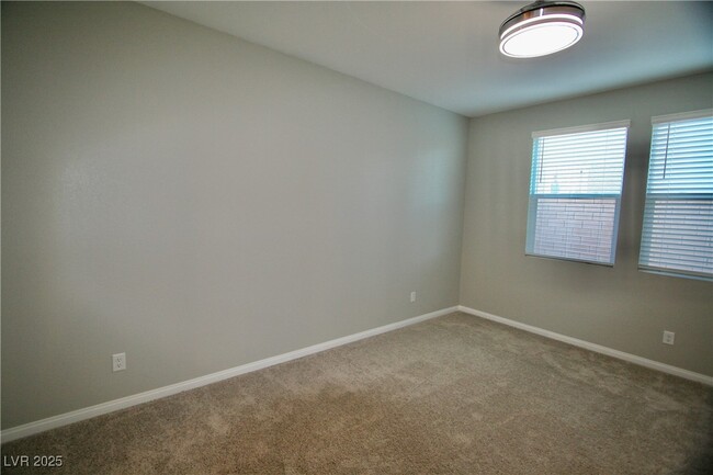 Building Photo - 4275 Tarim St