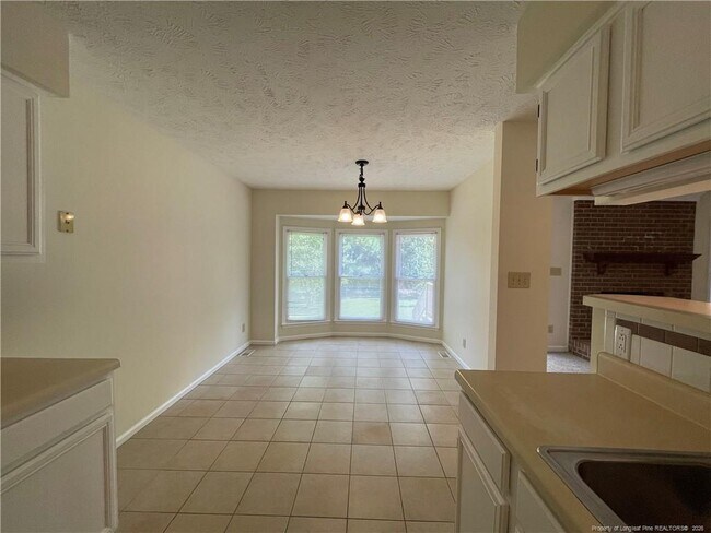 Building Photo - 6124 Garden Ct