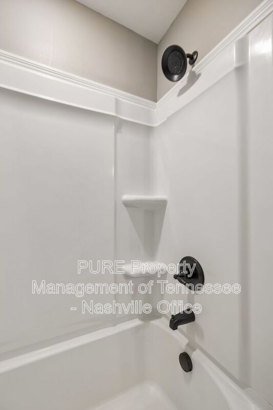 Building Photo - 429 Crestwicke Ct