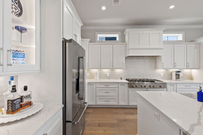 Building Photo - Welcome to Revery Point — where lakefront ...