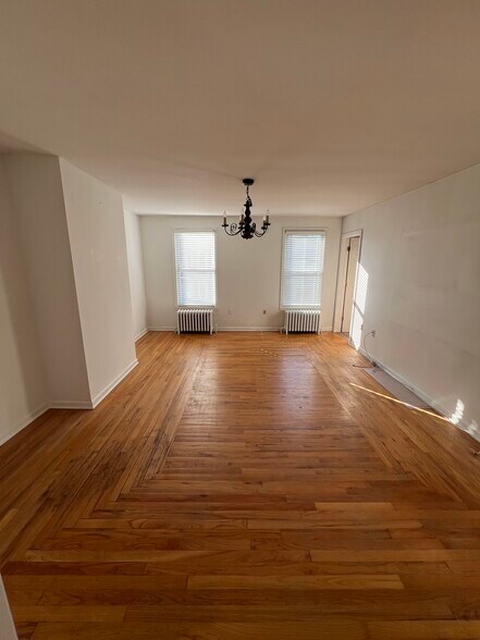 Building Photo - 125 Hudson Ave