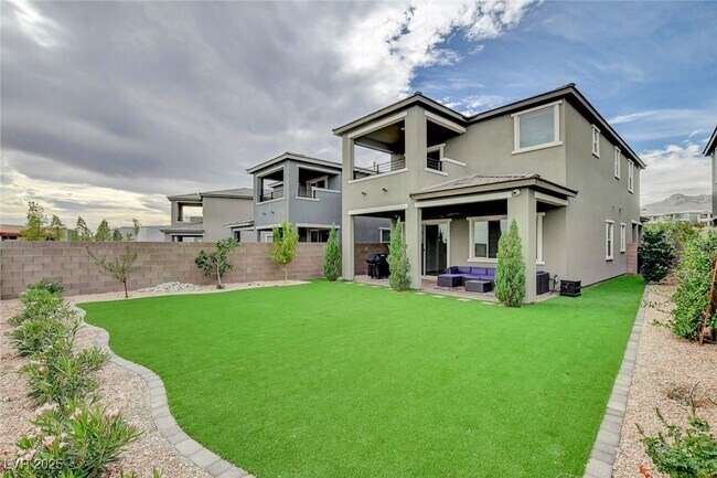 Building Photo - 318 Wind Poppy St