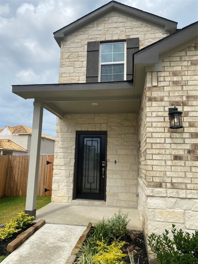 Building Photo - 122 Alset Dr