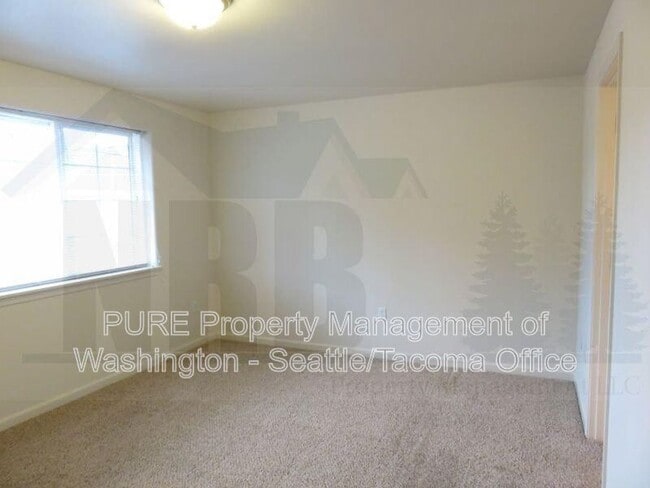 Building Photo - 4045 S Warner St