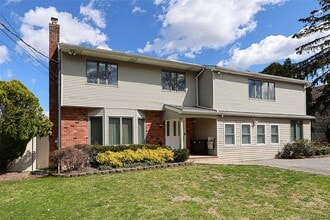 Building Photo - 11 Otsego Ave