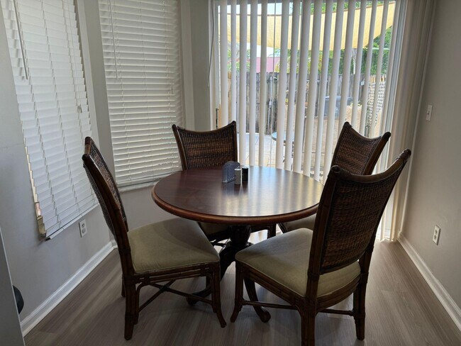 Building Photo - 12718 Westhampton Cir