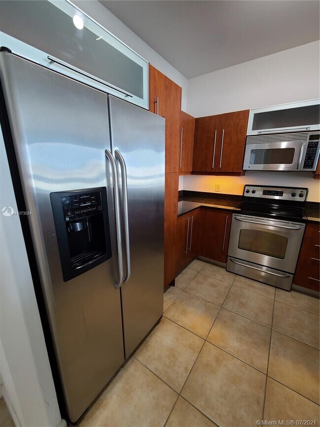 Building Photo - 7355 SW 89th St