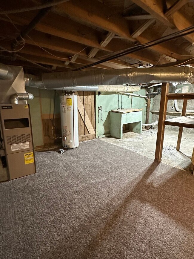 Building Photo - 1312/1316 Duplex