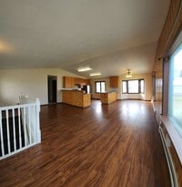 Building Photo - Commerce Duplex