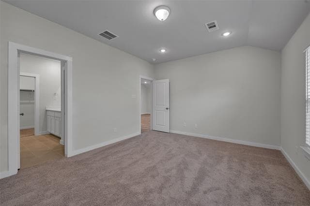 Building Photo - 307 Sun Harvest Dr