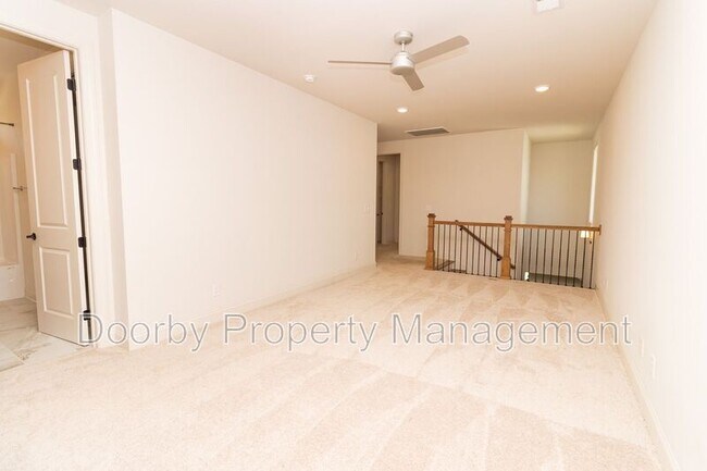 Building Photo - 6908 Roberta Ln