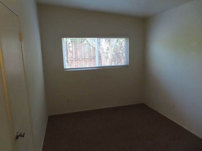 Building Photo - Quiet 2 Bedroom House in La Mesa