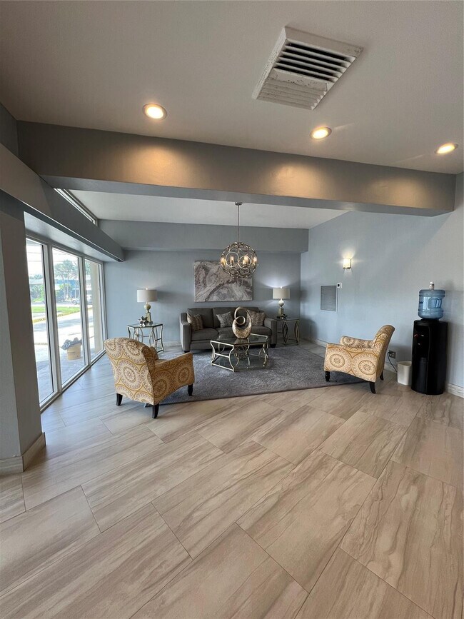 Building Photo - 1200 Hibiscus Ave