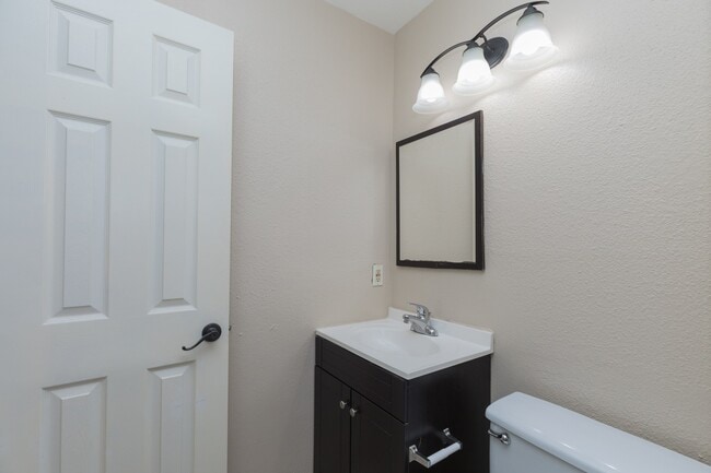 Building Photo - 4106 Kitchen Hill Ln