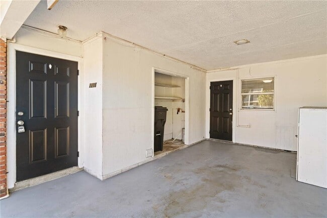Building Photo - 2216 Flamingo Blvd
