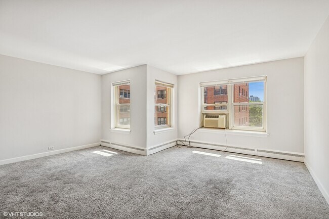 Building Photo - 4920 N Marine Dr