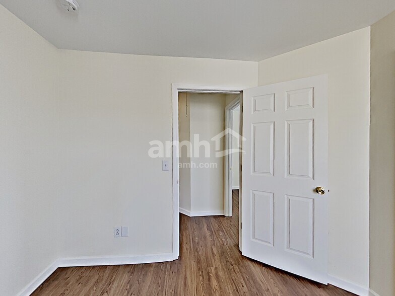 Building Photo - 2659 Hansford Dr