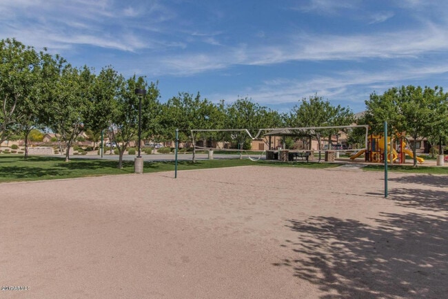 Building Photo - 1956 S Falcon Dr