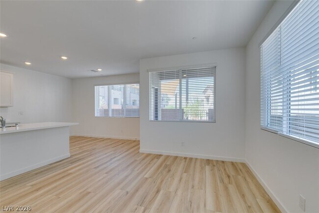 Building Photo - 1031 Valeria Rdg Ln
