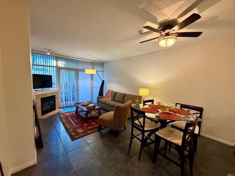 Building Photo - 850 Beech St