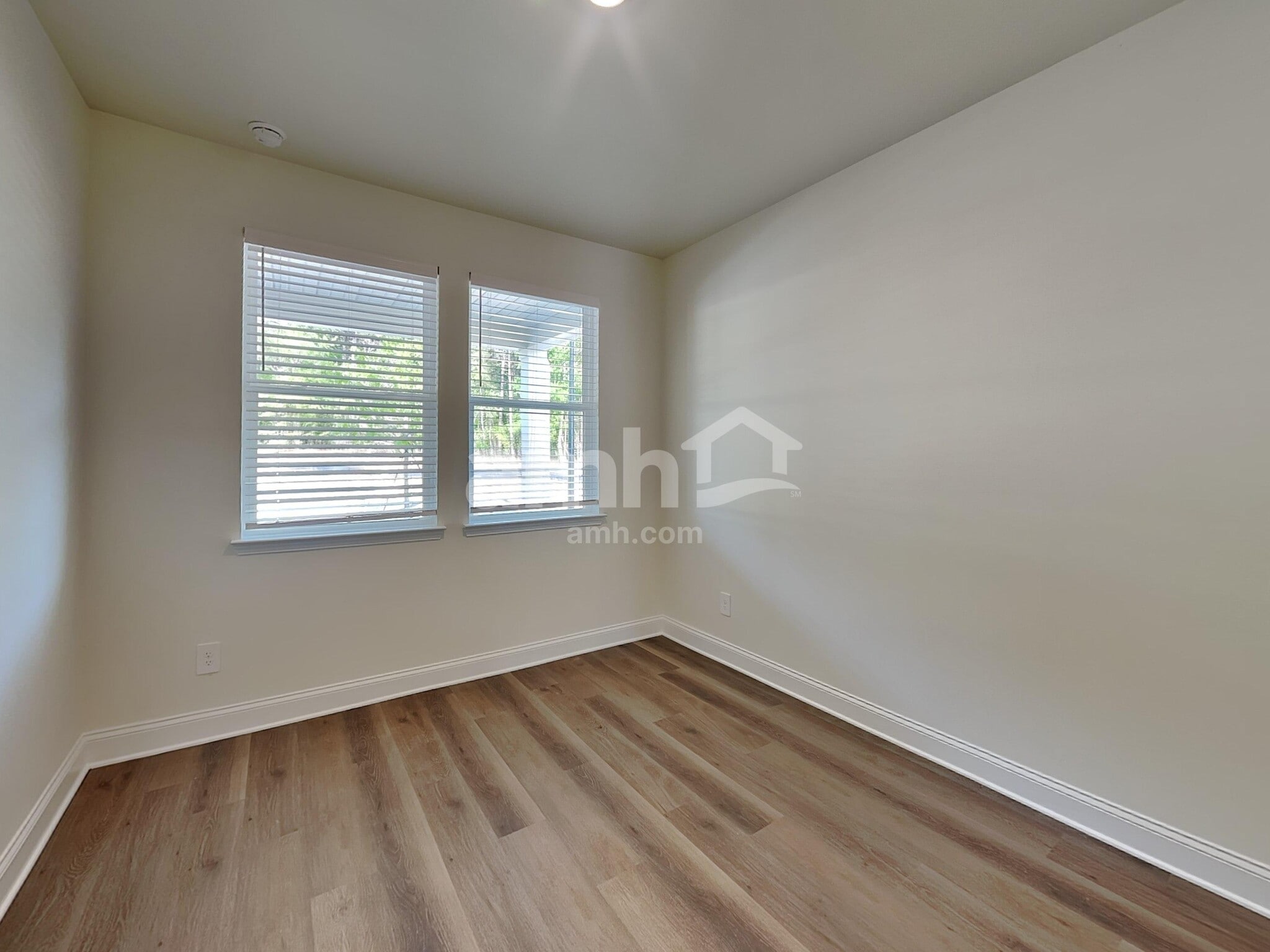 Building Photo - 3307 Emzy Dr