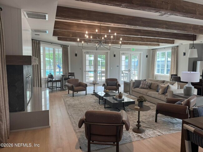 Building Photo - 15512 Whispering Fir Dr