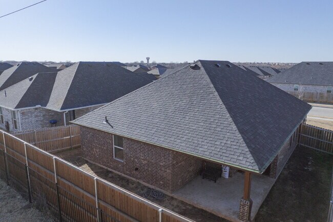 Building Photo - 1707 Aleia Cv