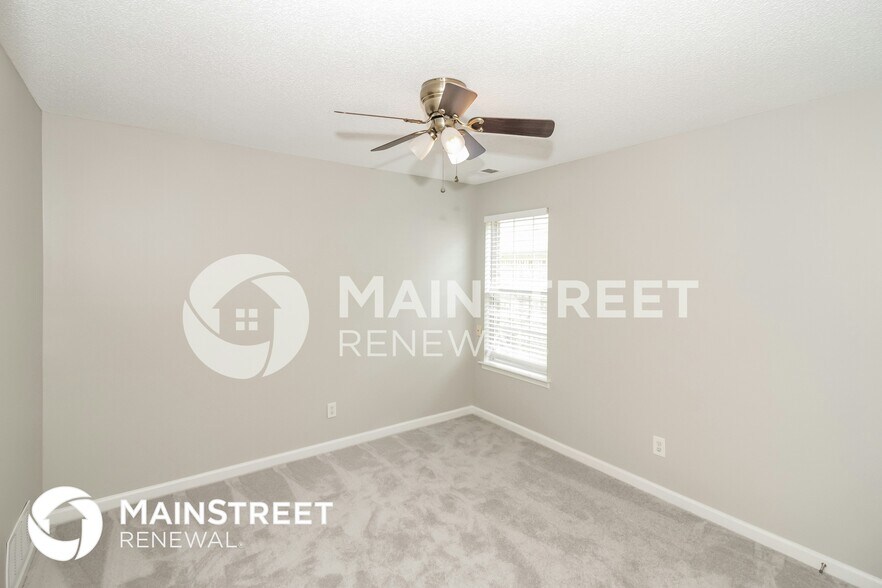 Building Photo - 9135 Tremont Dr