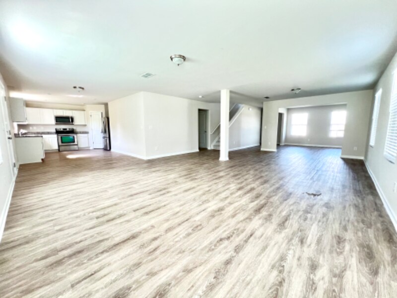 Building Photo - 349 Indian River Dr