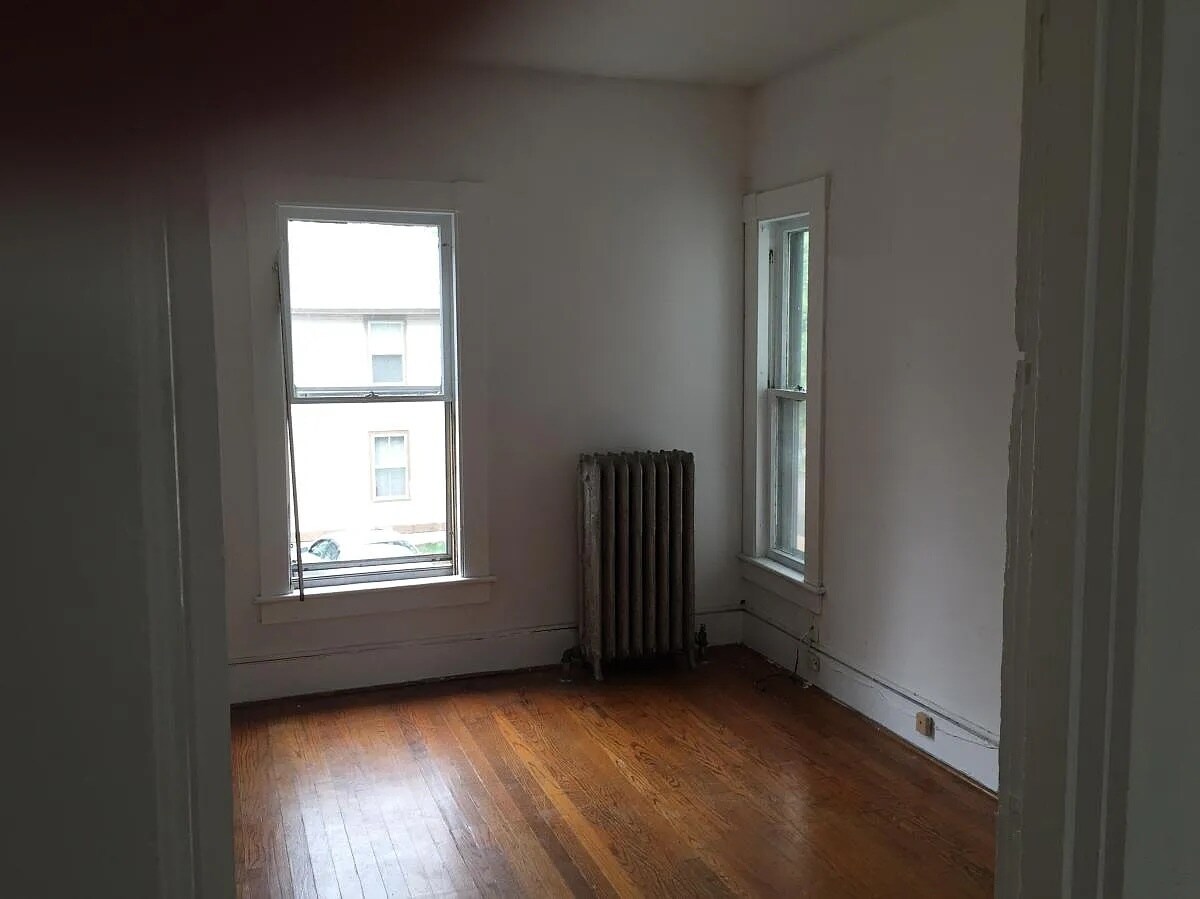 Building Photo - 21 Hyde St