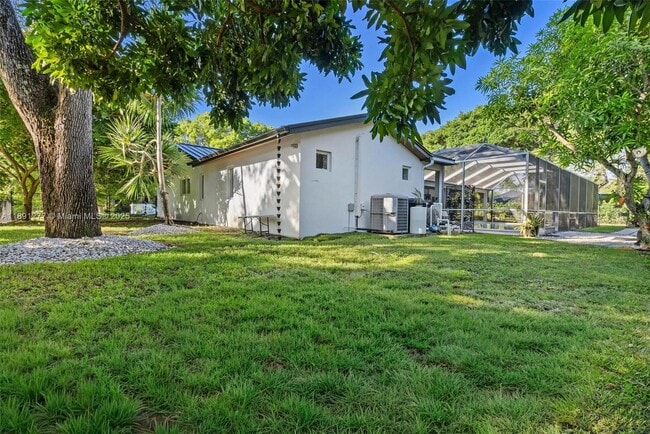 Building Photo - 7705 SW 171st Terrace