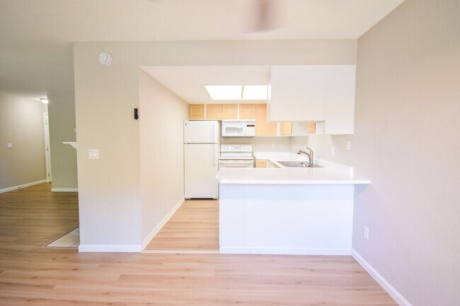 Building Photo - 9515 SW 146th Terrace