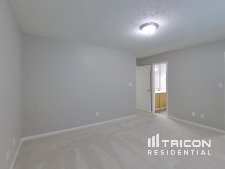 Building Photo - 1579 Winding Creek Trail