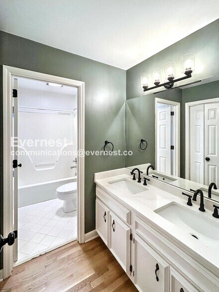 Building Photo - 1420 Calloway Ct