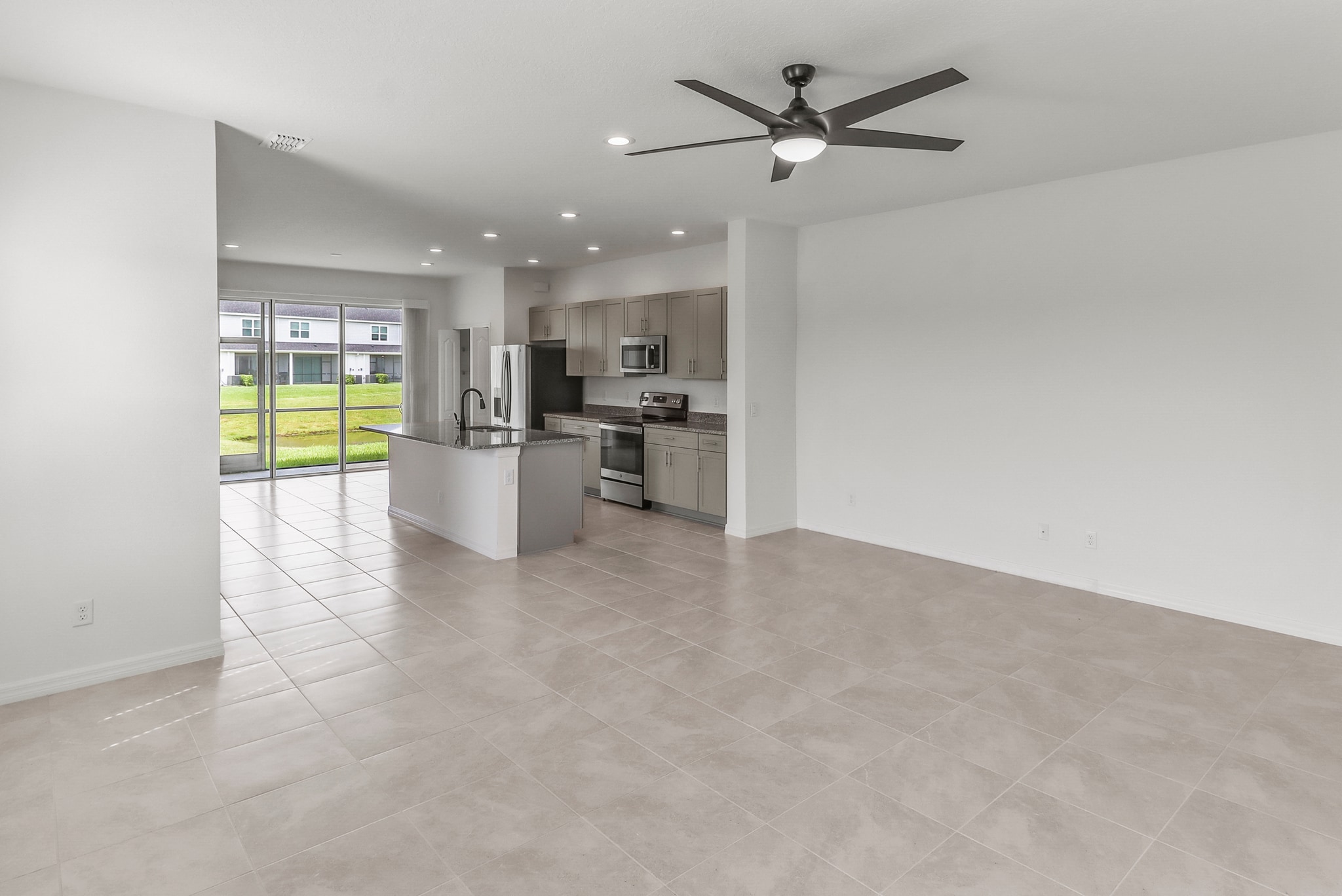 Building Photo - 11699 Bluestone Ct