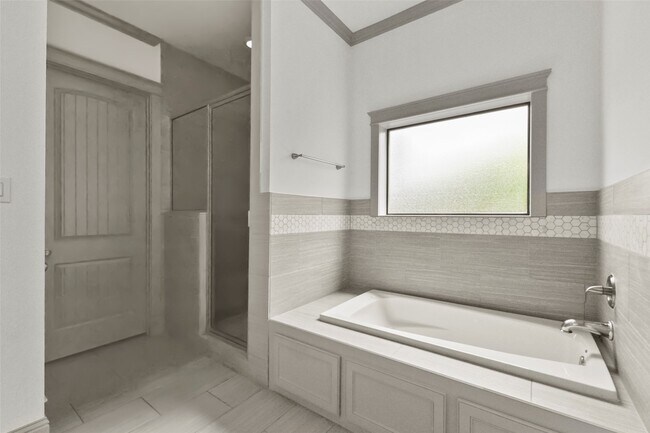 Building Photo - 1538 Thornton Rd