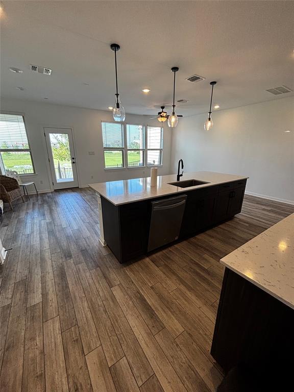 Building Photo - 2725 Woodall Dr
