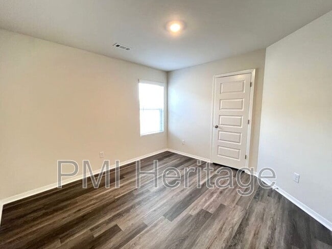 Building Photo - 2721 Elliott St